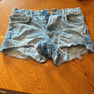 Jean shorts light blue
